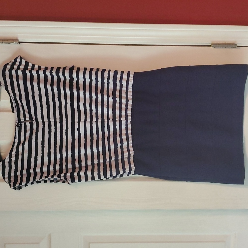 Body C women's Summer Dress, Nautical stripestop, blue skirt> eyelet back button - Picture 2 of 11